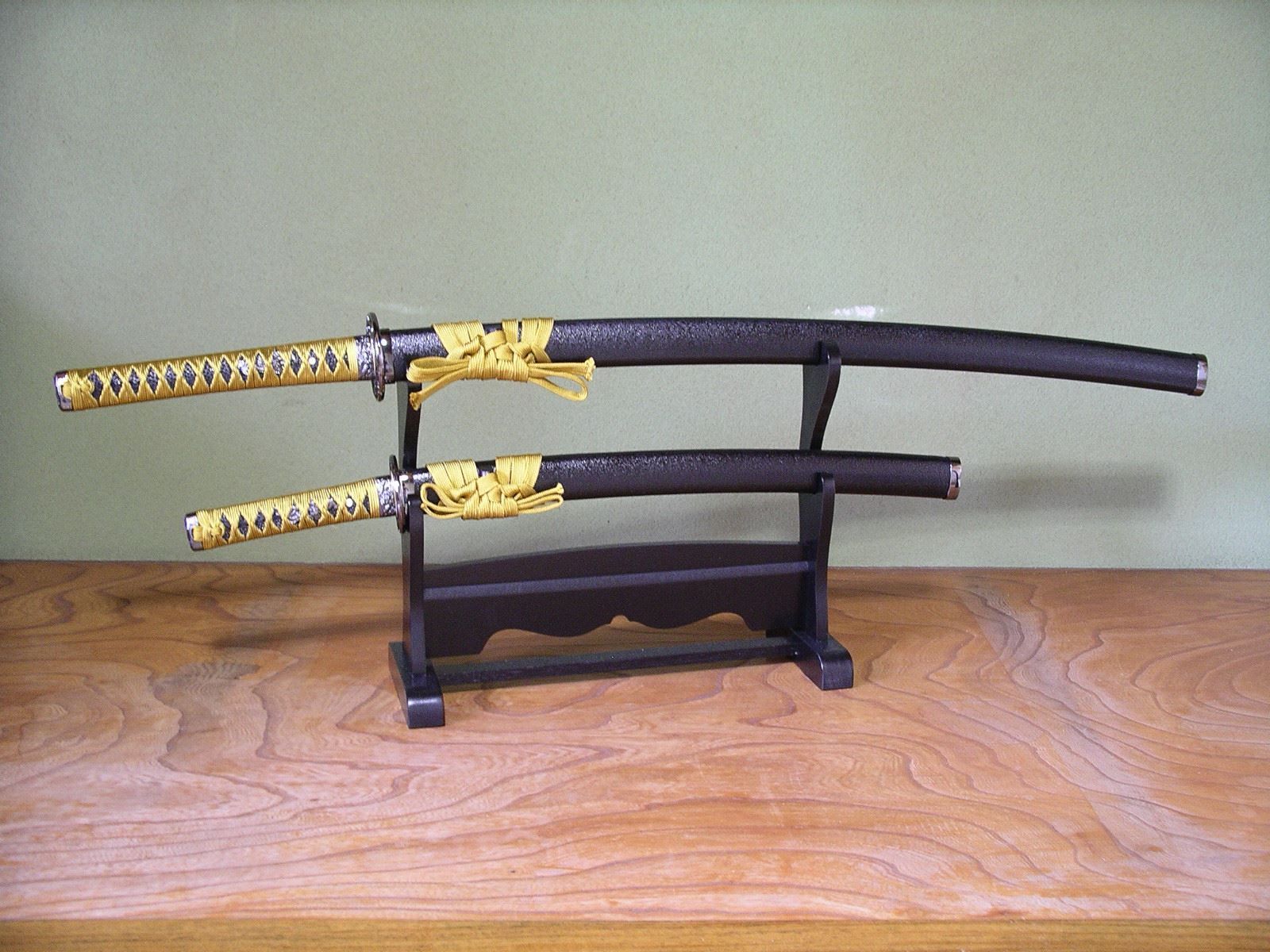 関の美術刀剣 新選組局長 近藤勇 長曽称虎徹 小刀(脇差) 模造刀 模擬刀 仮装 関の美術刀剣 新選組局長 近藤勇 長曽称虎徹 小刀(脇差) 模造刀 模擬刀