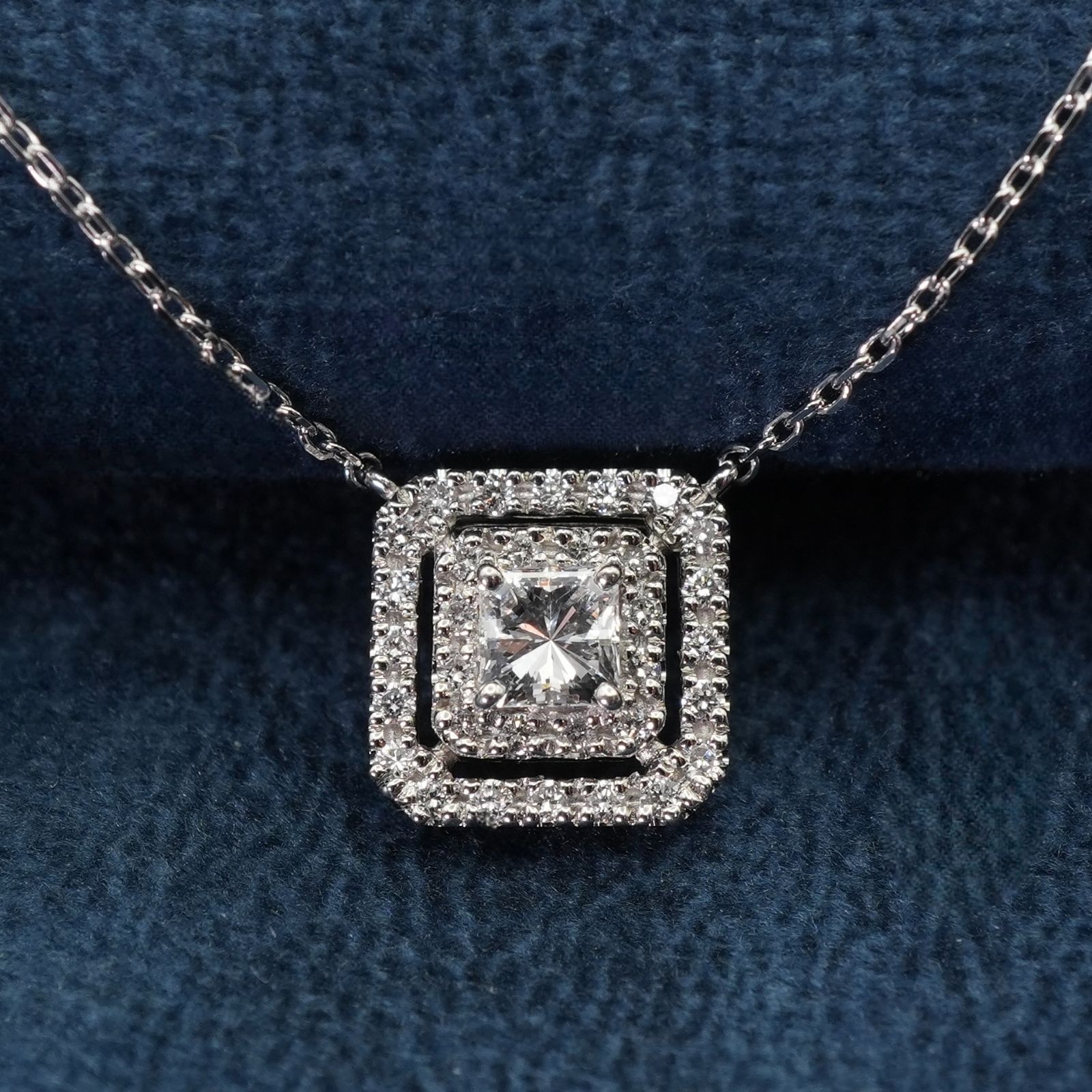 Vendome Aoyama ダイヤモンド ペンダントネックレス 極美品 極美品☆Vendome Aoyama ダイヤモンド ネックレス 【公式通販】