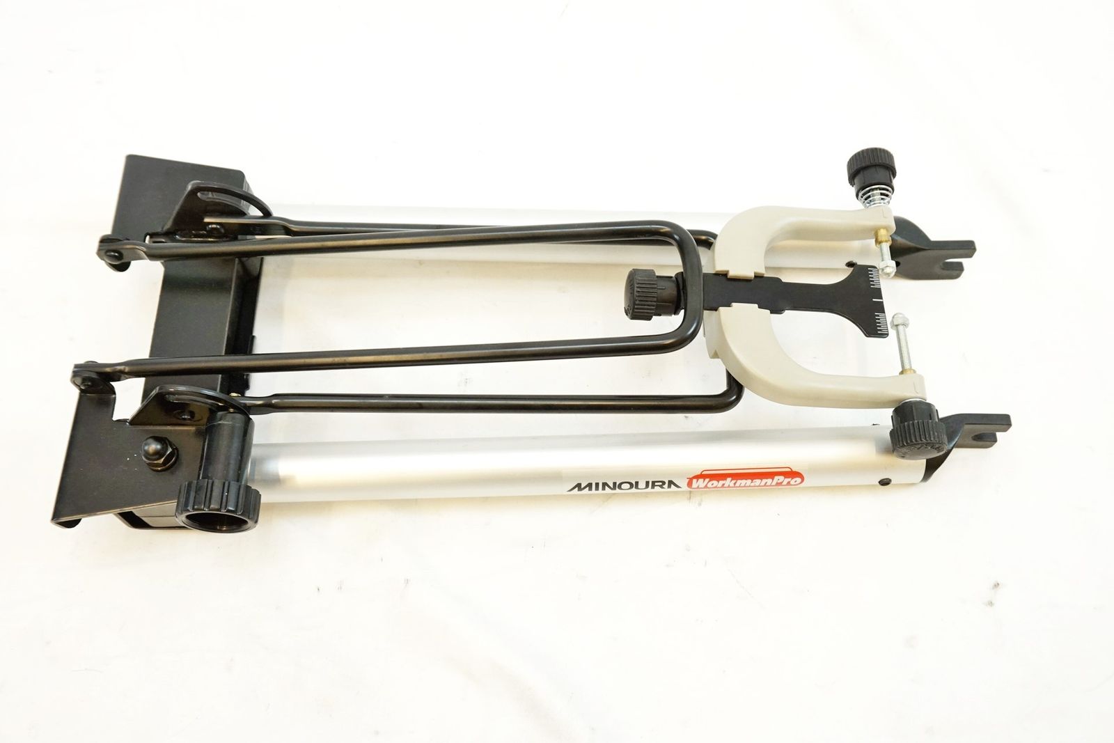 MINOURA 「ミノウラ」 WORKMAN PRO 振れ取り台 / バイチャリ有明店