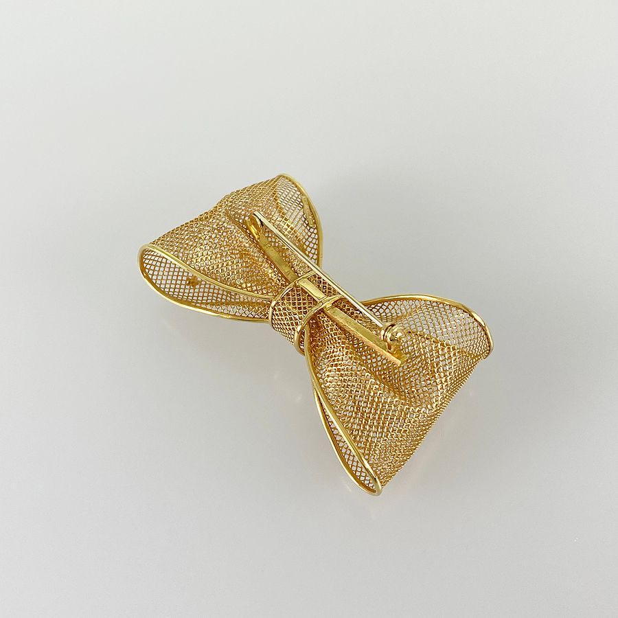 ウノアエレ UNOAERRE ブローチ K18YG リボンモチーフ sss【中古