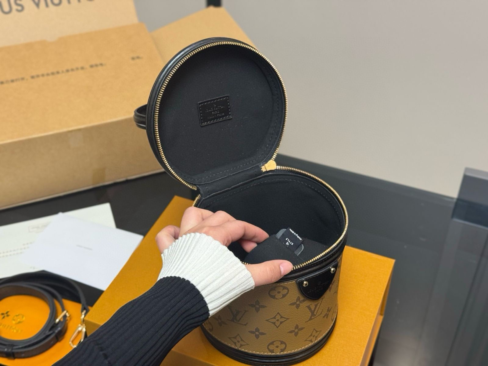  今日 LV Cannes Bucket Bag with Inner Lining カンヌズ バケットバッグ インナーライニング付 -MM輸入 トートバッグ バッグ