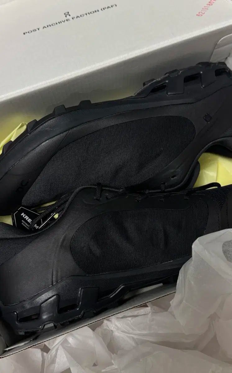 265 単 ランニング x ポストカード ブルーアーカイブ ブルアカ ション クラウドベンチャー ピック オール ブラック