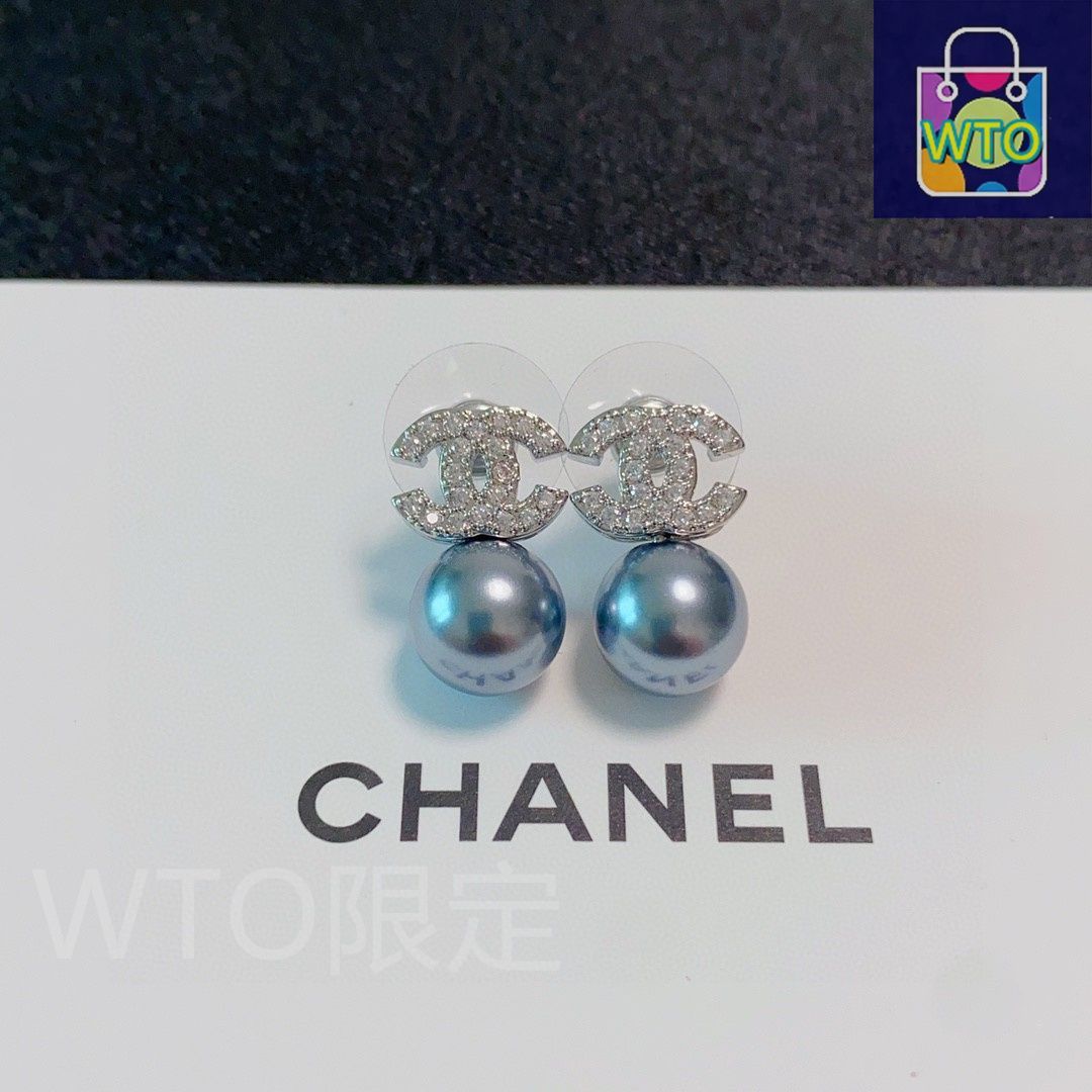 ChanelのダブルCパールのイヤリングです 今日特価】Chanel シャネル ダブル C パール スモール