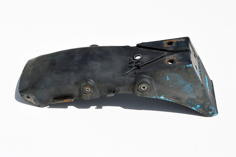 スズキ　GS425　インナーフェンダー後ろ　中古品　当時物　(SUZUKI・GS400)　BOX4