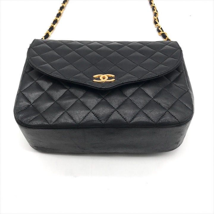 良品 CHANEL シャネル マトラッセ ラムスキン ココマーク