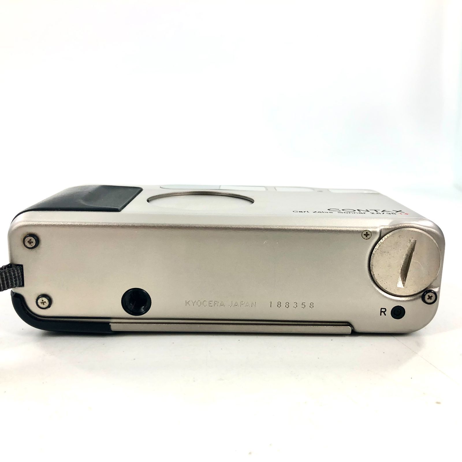 CONTAX コンタックス T2 コンパクトフィルムカメラ Carl Zeiss Sonnar