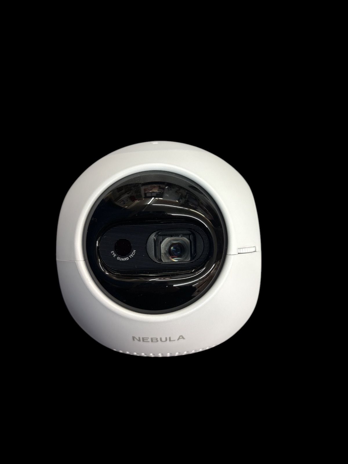 中古美品 Astro Pocket Cinema NEBULA by Anker - メルカリ