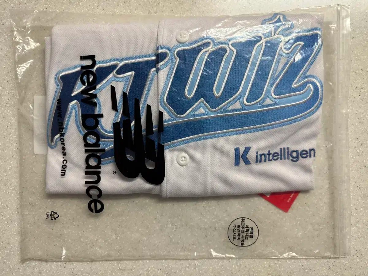 KT ウィズ WIZ 2025 ウォーターフェスティバル 105 XL ノンマーキング 販売