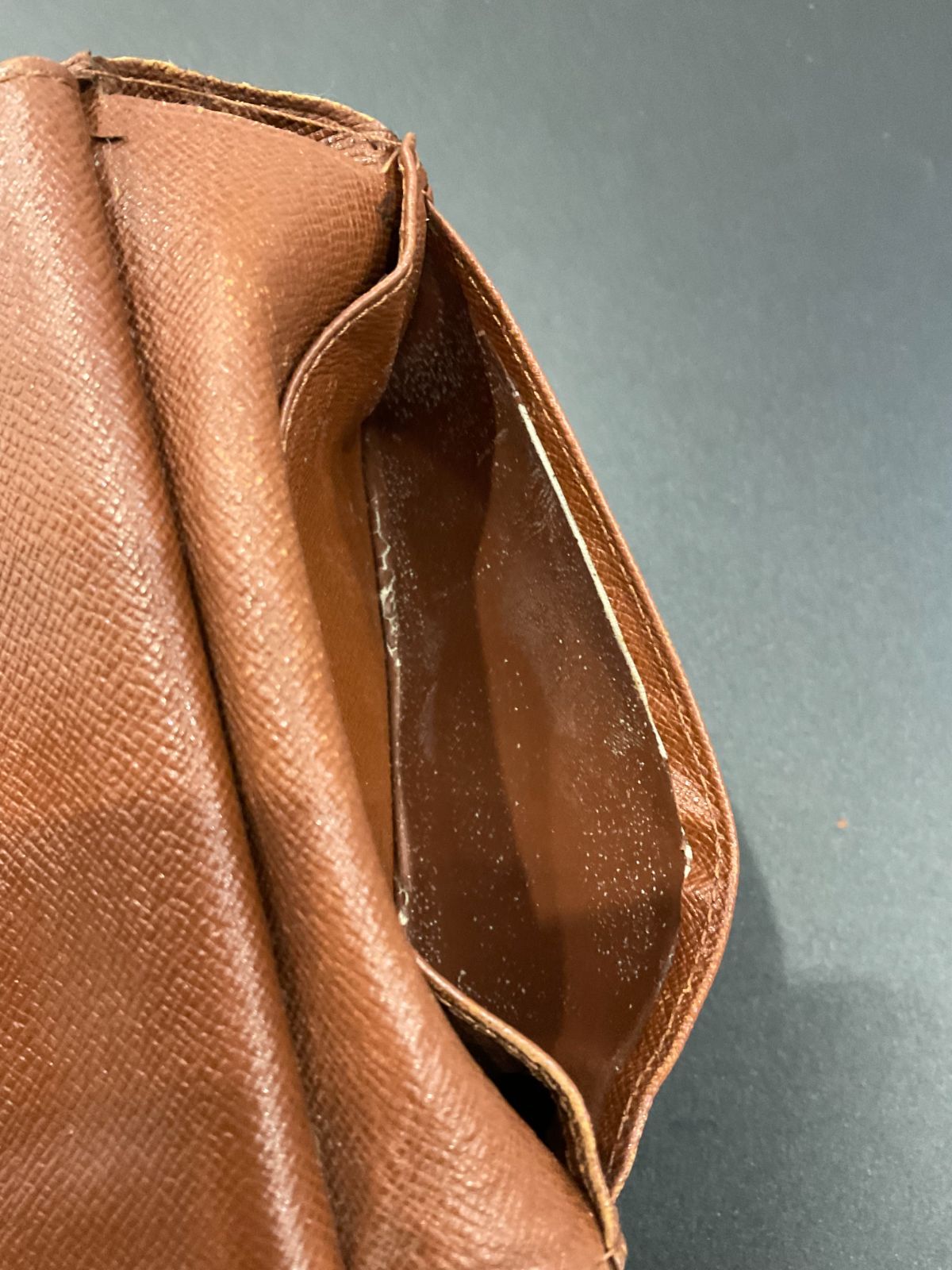 ポルトモネヴィエノワ