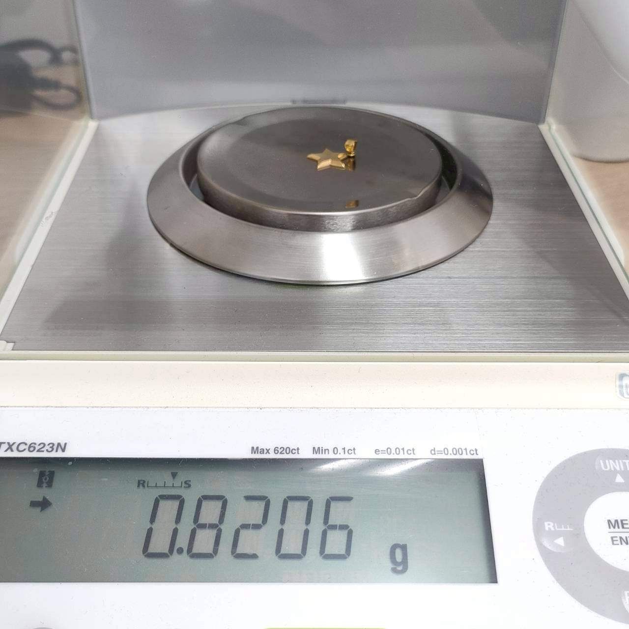 ネックレストップ 0.82ｇ