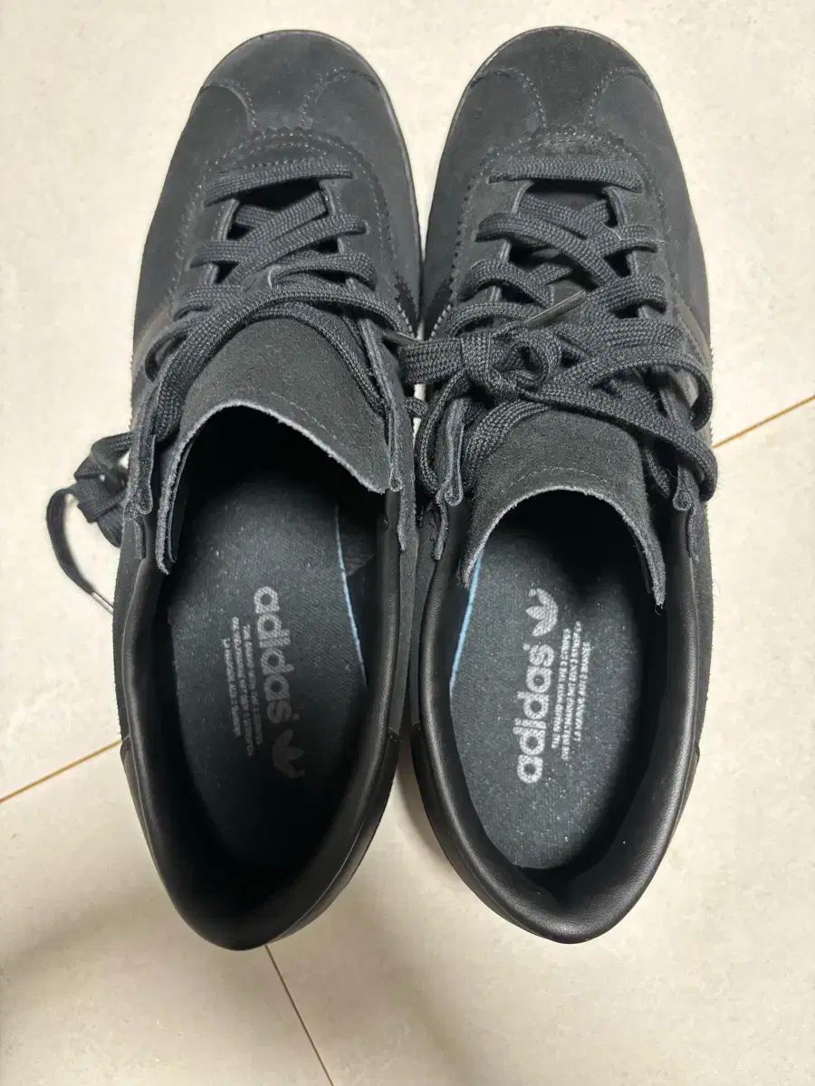 【雷市場（ポンジャン）商品韓国直送】 adidas(アディダス)