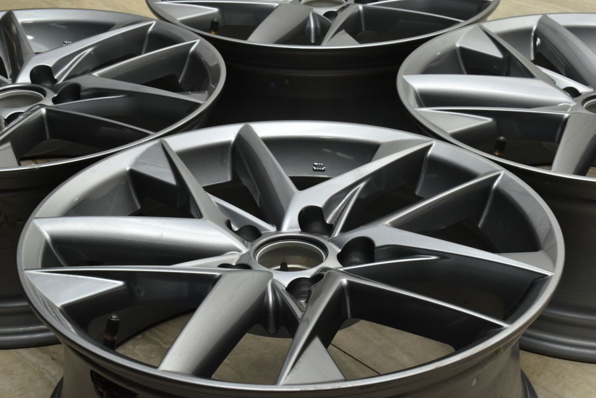 新車外し 美品】レクサス LBX Elegant 純正 17in 7J +40 PCD114.3 