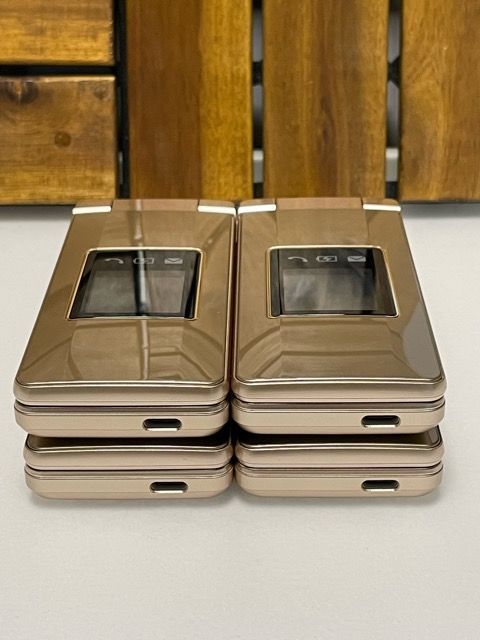 新品同様 使用少 SIMフリー SoftBank かんたん携帯11 ゴールド