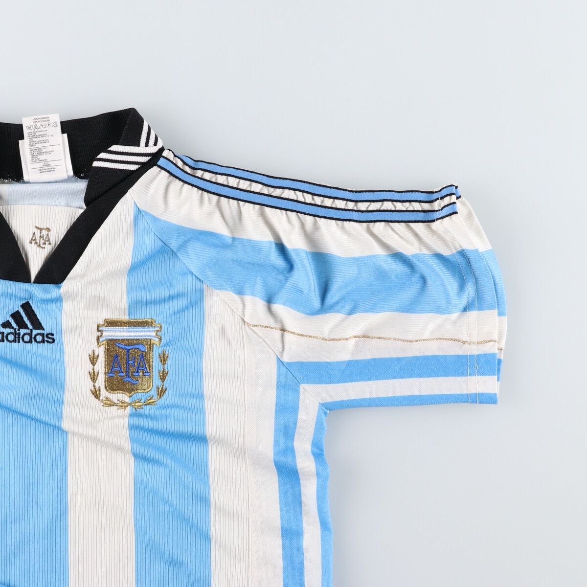古着 90年代 アディダス adidas アルゼンチン代表 Vネック 襟付き