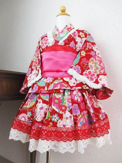 赤色 和柄