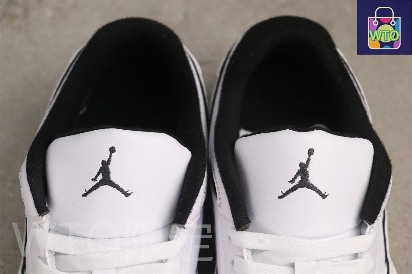 ホワイトブラック