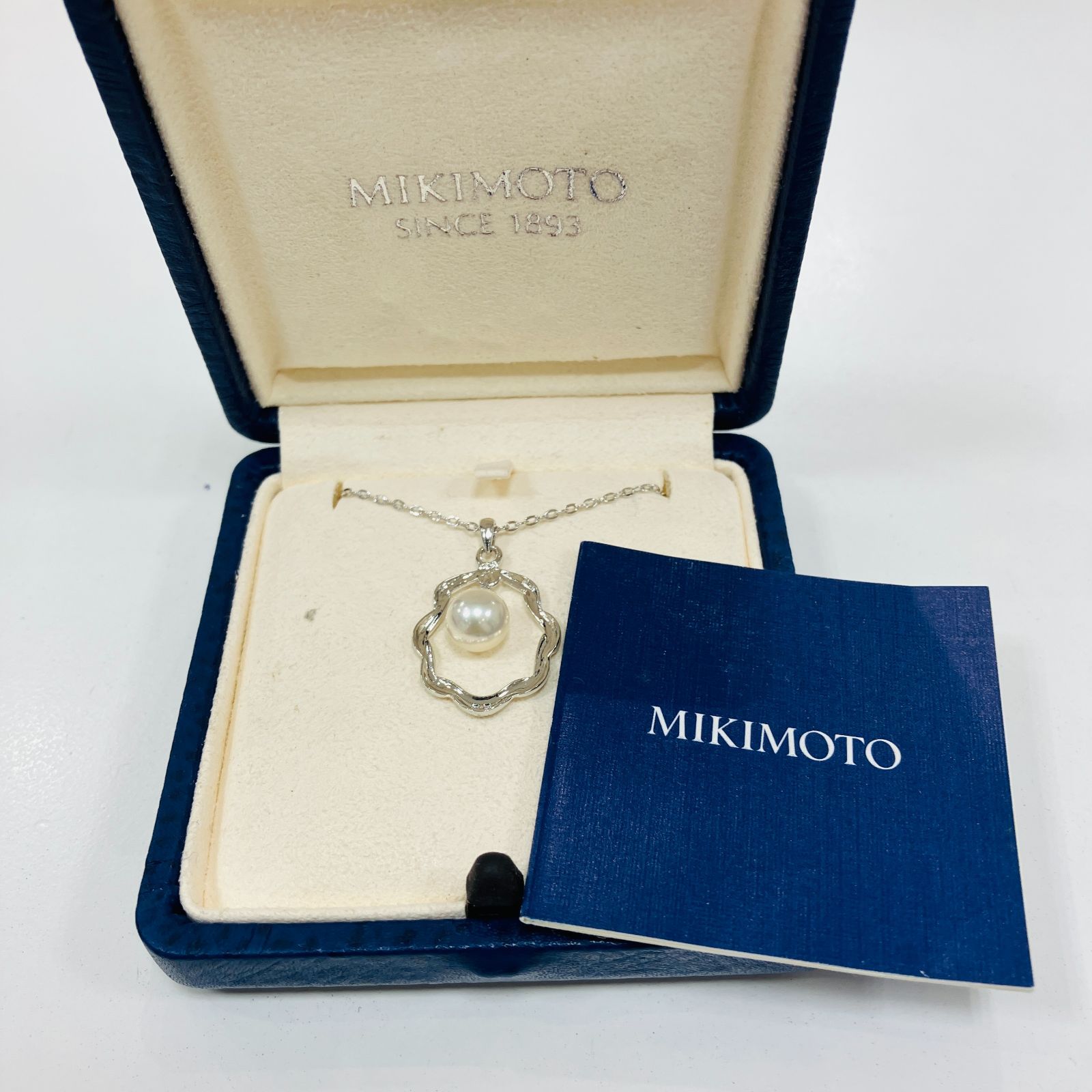A【ミキモト】MIKIMOTO パール ネックレス シルバー 7.4mm