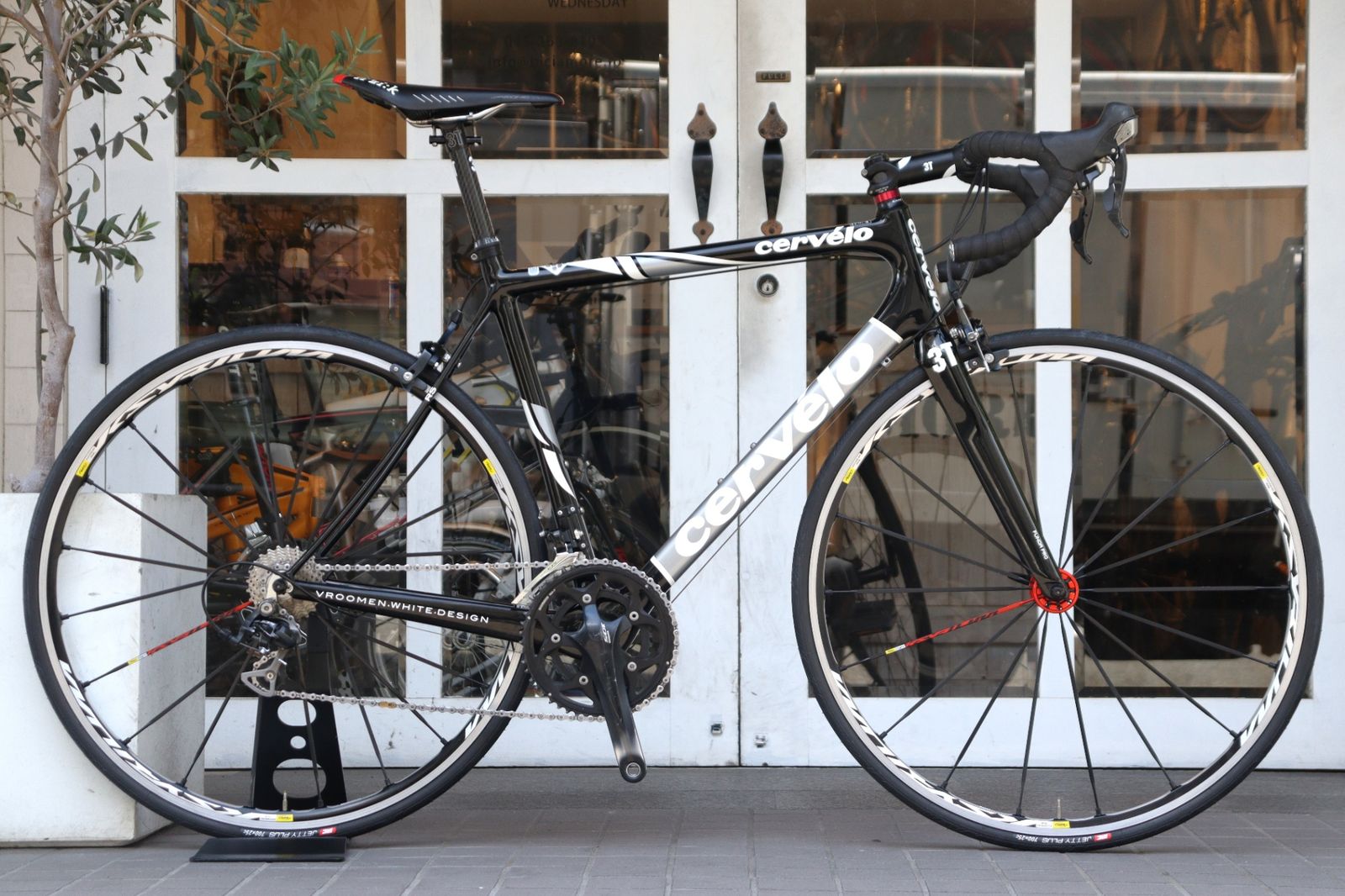 Cervélo RS ロードバイク Shimano 105 Cervélo RS ロードバイク Shimano 105