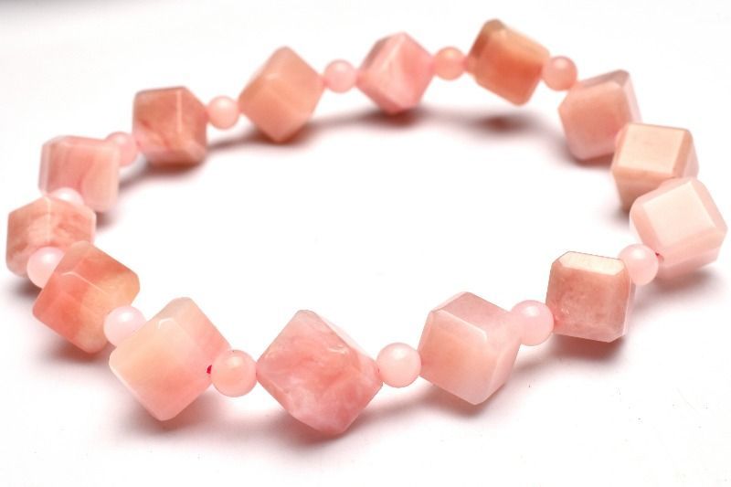 ピンクオパールブレスレット11.5 １点物高品質◇桜色 ピンクオパール 9.5-11.5(丸玉4)mm キューブ