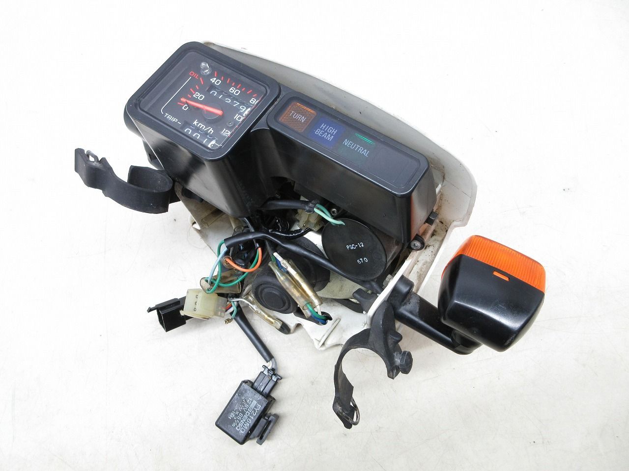 【美中古品】NIKE ジョーダンADC4 27.5cm グレー Amazon.co.jp: [ジェラート ピケ] スーパーマリオ【ジュニア