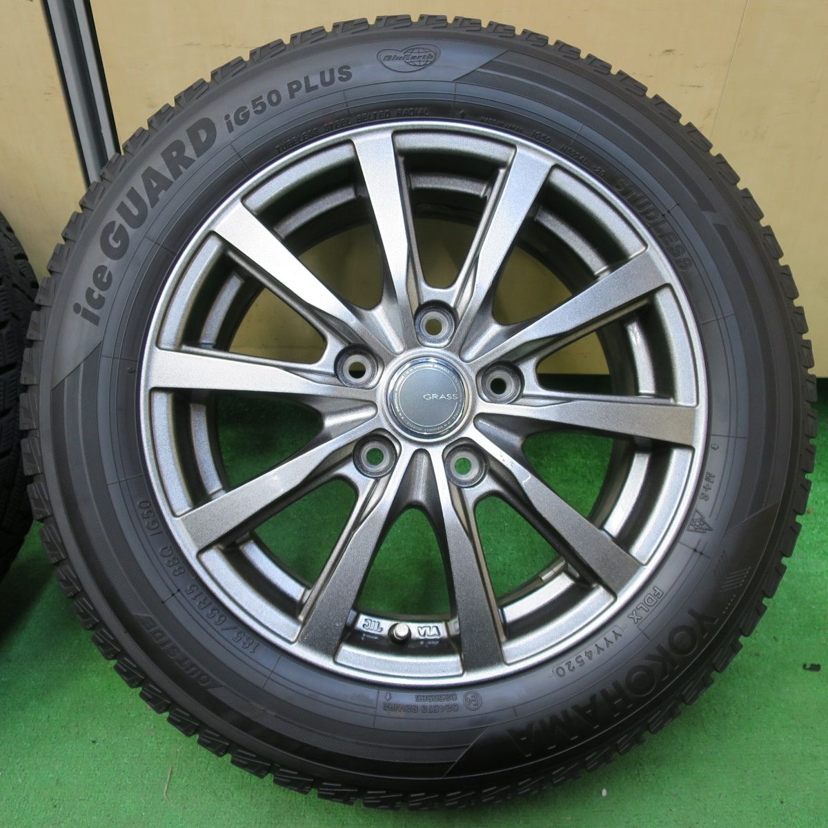 ダンロップ ウィンターマックス WM02 スタッドレス 185 60 R15