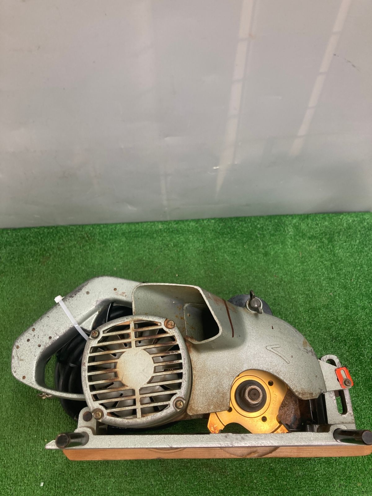 品】【0922】makita(マキタ) 仕上ミゾキリ 購入 3800N-A ※コード