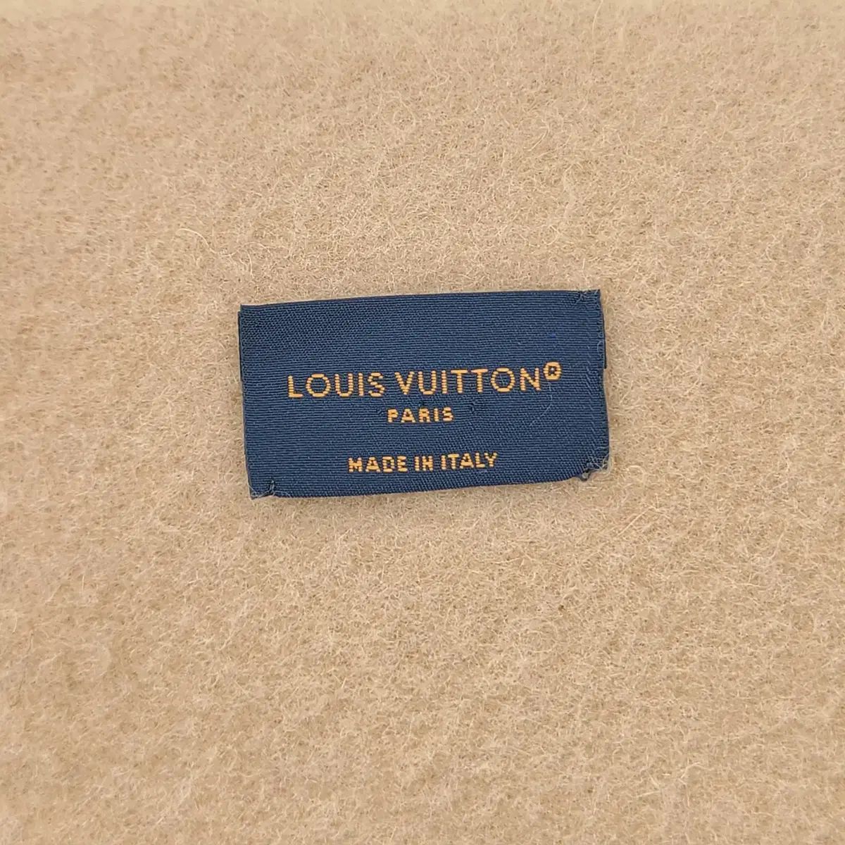 Louis Vuitton(ルイヴィトン) カシミヤ レイキャビク マフラー LOUIS  