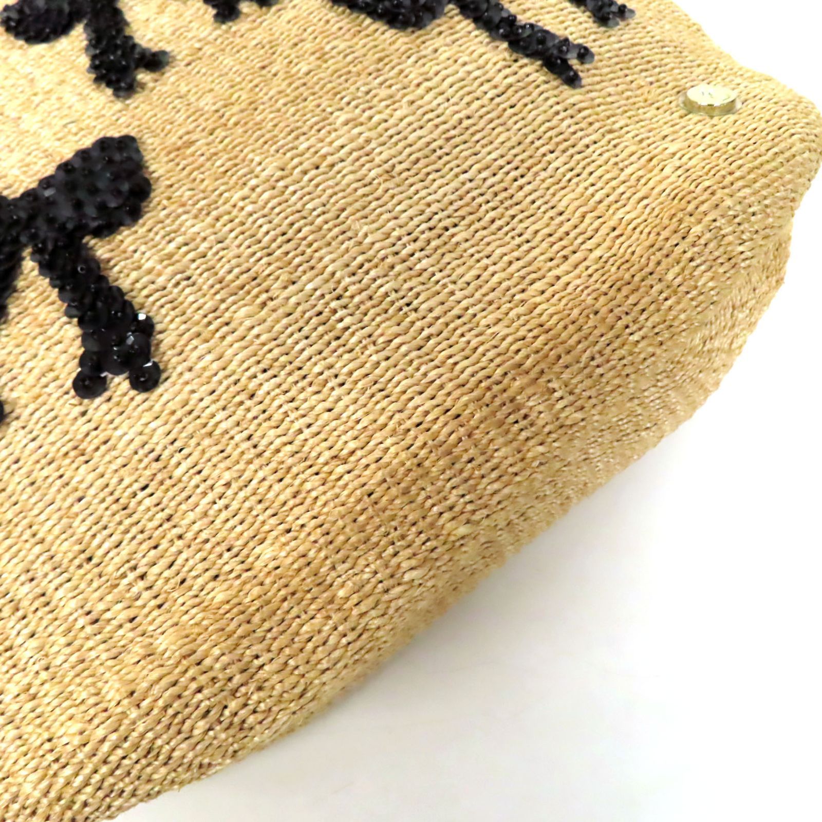 美品　ハウス•オブ•アンリ ベルギー トートバッグ 白 籠バッグ スパンコール 美品 ハウス•オブ•アンリ ベルギー トートバッグ 白 籠バッグ