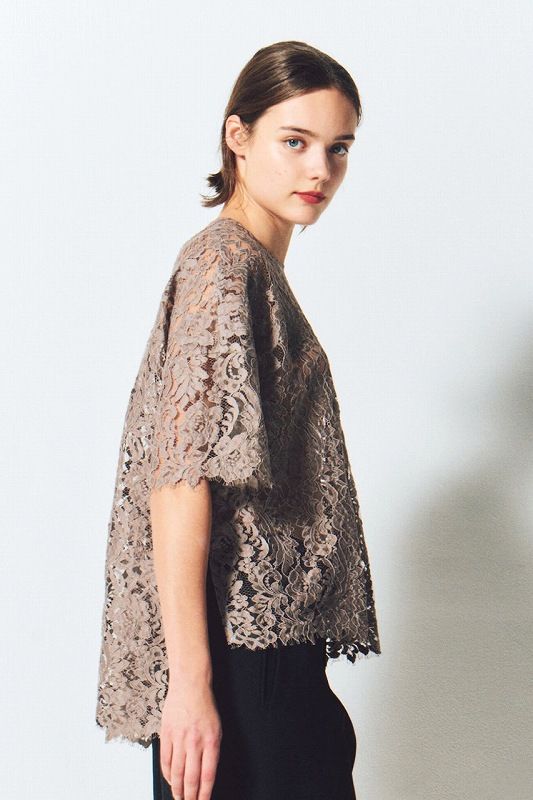 Room no.8 ルームエイト  レース 5分袖プルオーバー CHANSON LACE HI/N TOPS  ・1 ベージュ 224242】Room no.8 ルームエイト CHANSON LACE HI/N TOPS レース