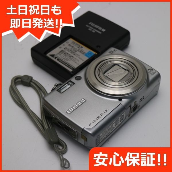 超美品 FinePix F100fd シルバー 即日発送 FUJIFILM デジカメ デジタル