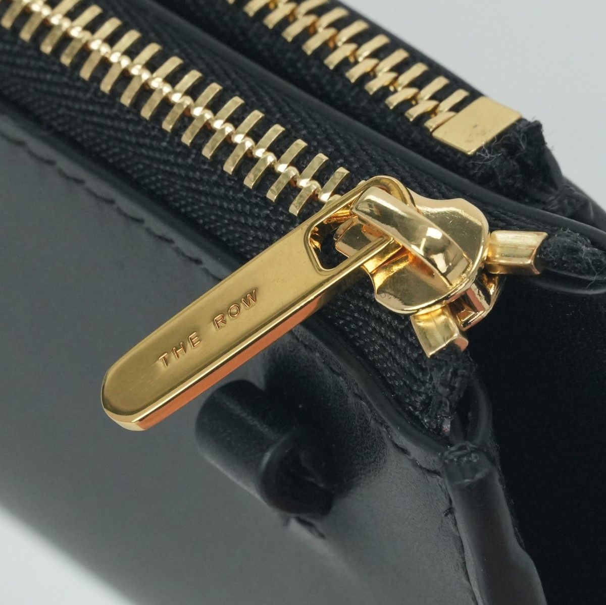 ザ ロウ THE ROW 財布 長財布 落ちつい ロングウォレット レザー