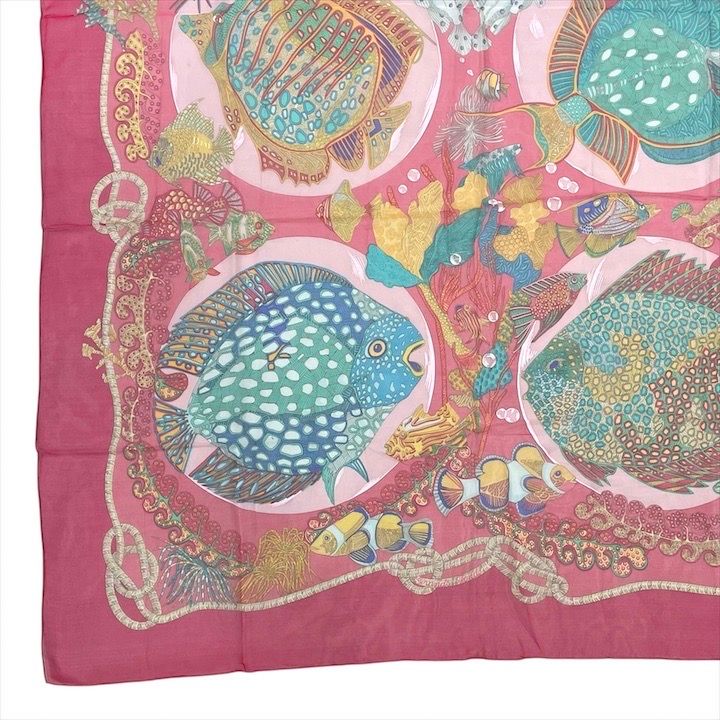 展示品 エルメス カレ90 シルク スカーフ シースルー モスリン　深海魚 展示品 HERMES エルメス カレ90 シルク100％ スカーフ シースルー 深海