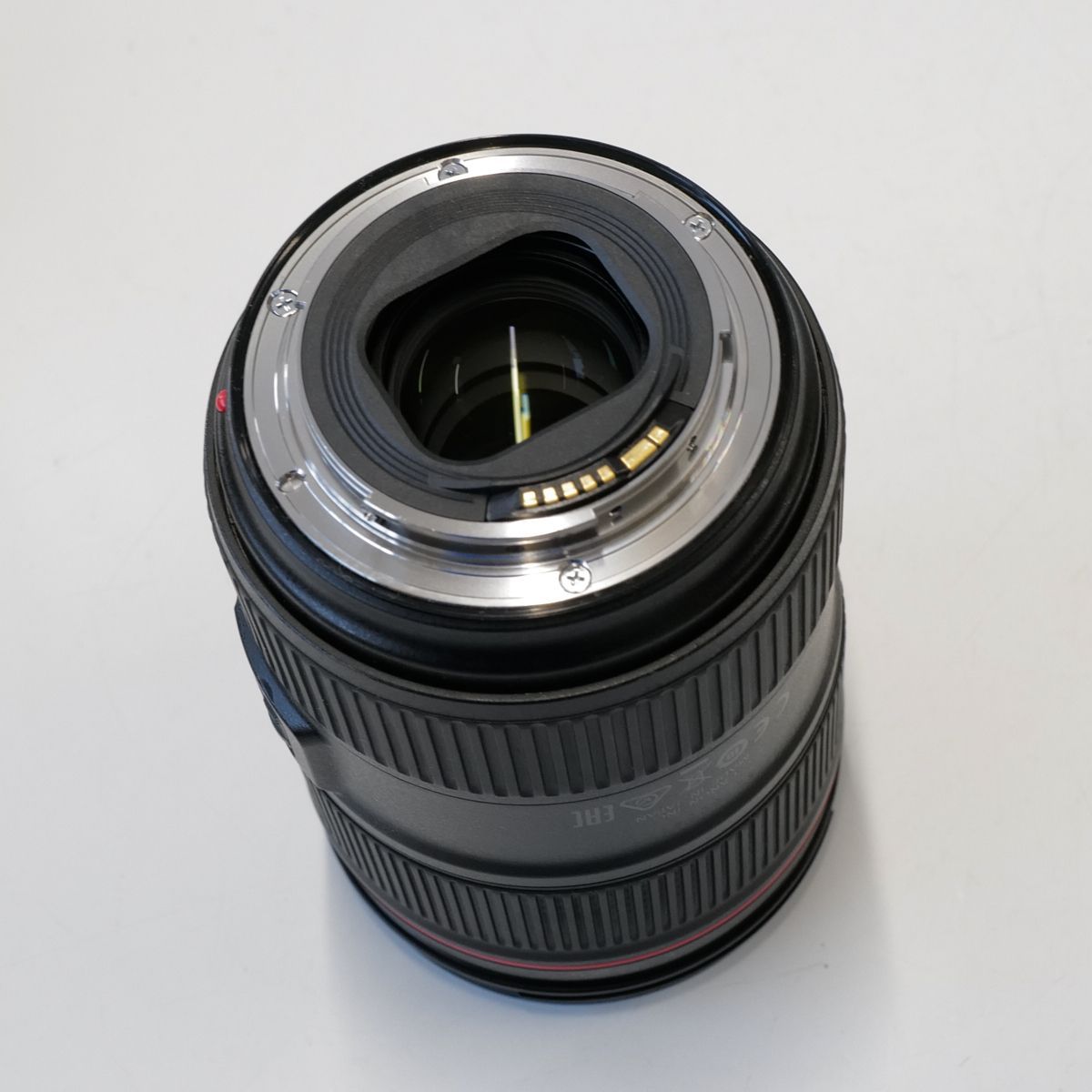 CANON 交換レンズ EF24-105mm F4L IS II USM USED超美品 標準ズーム フルサイズ対応 カメラ 完動品 中古  CP8300 - メルカリ