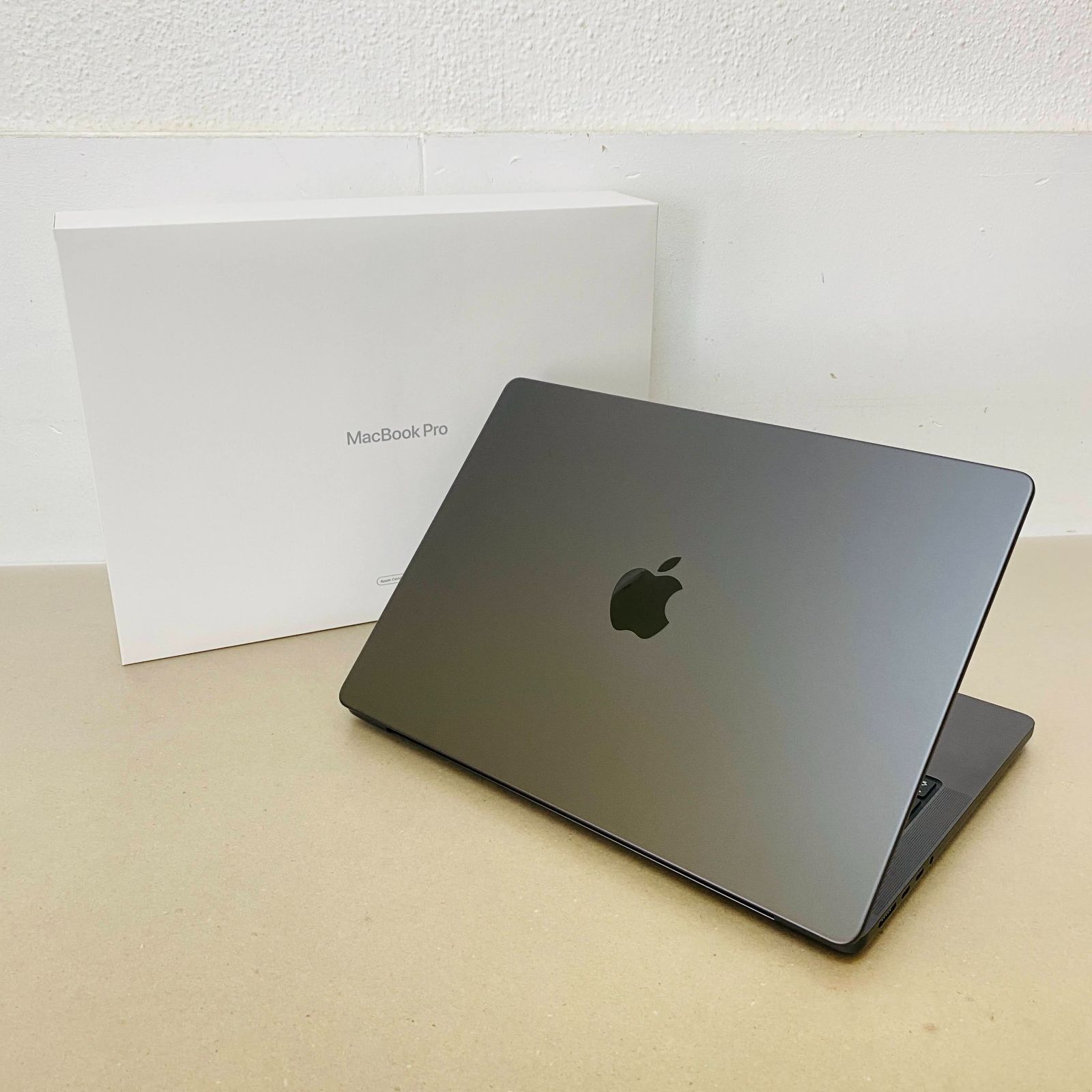バッテリー100%】MacBook Pro 14インチ512GB