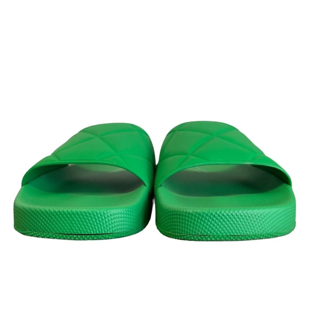 未使用 BOTTEGA VENETA ボッテガヴェネタ Slider Quilted Rubber Pool 