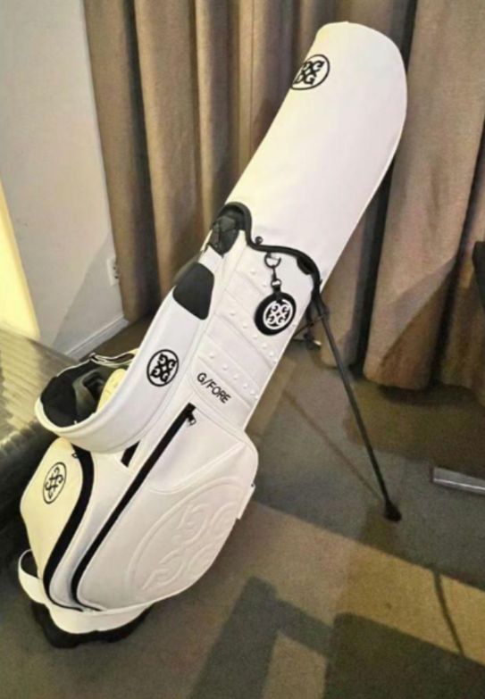 ジーフォア G/FORE スタンド式 キャディバッグ 白