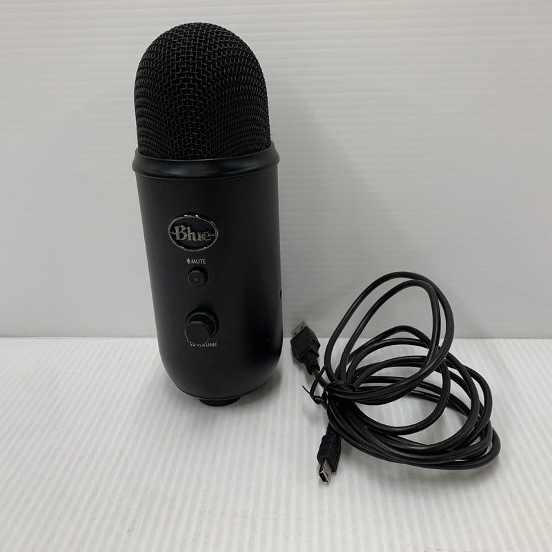 Blue Yeti USB マイク A00132 Amazon.com: Blue Microphone Yeti USB Microphone Bundle with