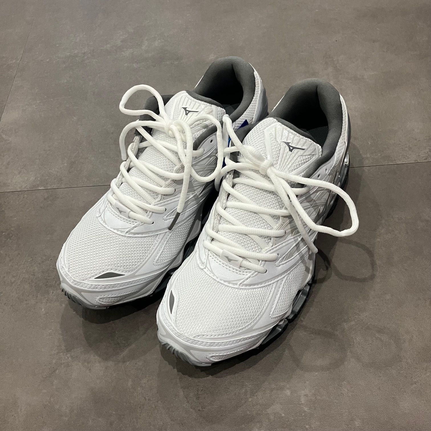 MIZUNO ミズノ WAVE PROPHECY LS WHITE SILVER ウェーブ MIZUNO ミズノ WAVE PROPHECY LS WHITE SILVER ウェーブ