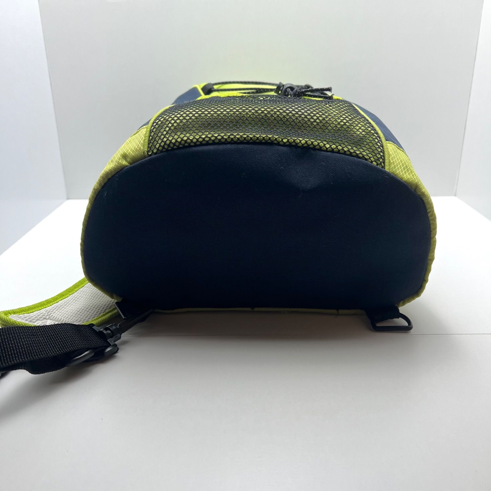 GAP 00s 2002 cyber logo sling bag one shoulder ギャップ