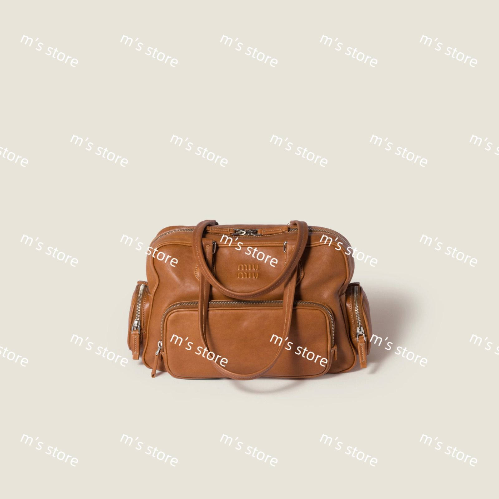 miu miu ミュウミュウハンドバッグ　キャメルベージュ系 新品 定価以下 miumiu ミュウミュウ ポケット ナッパレザー