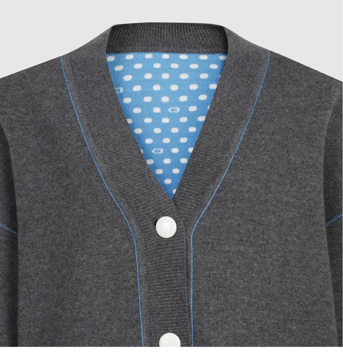 ラッキーシュエトゥ ニット