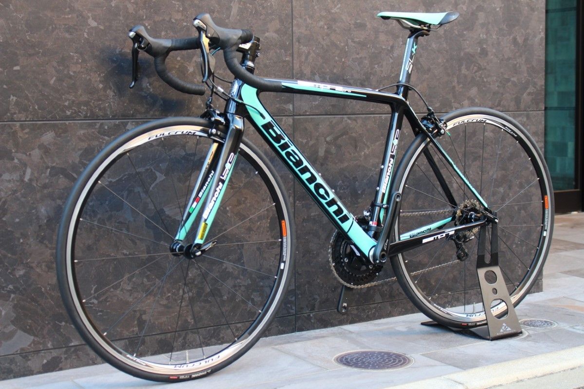 Bianchi SEMPRE PRO(カンパニョーロMIX) Bianchi SEMPRE PRO(カンパニョーロMIX)