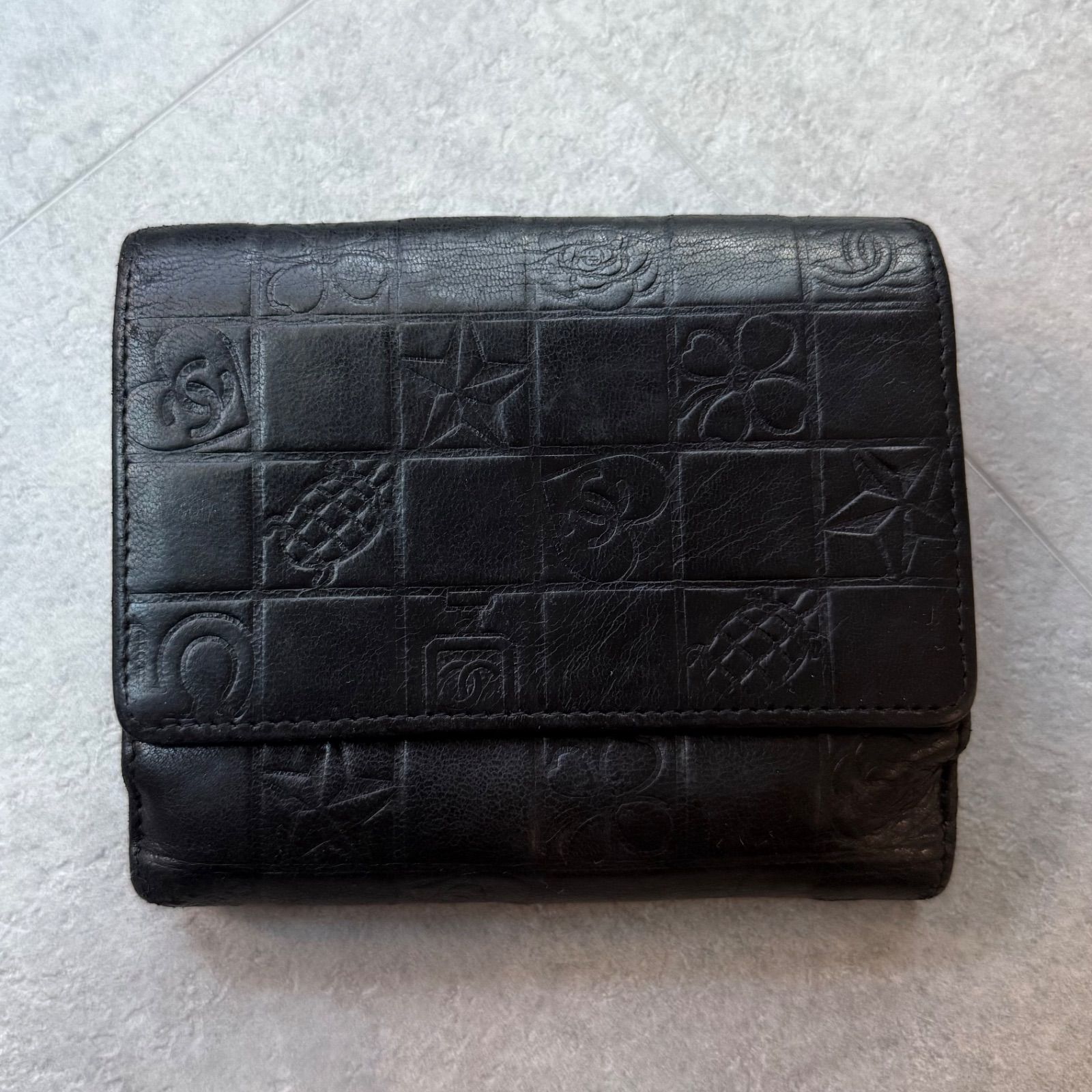 CHANEL シャネル ココマーク アイコンライン レザー 二つ折り 財布 CHANEL シャネル 二つ折り財布 アイコンライン NO5 レザー ココ