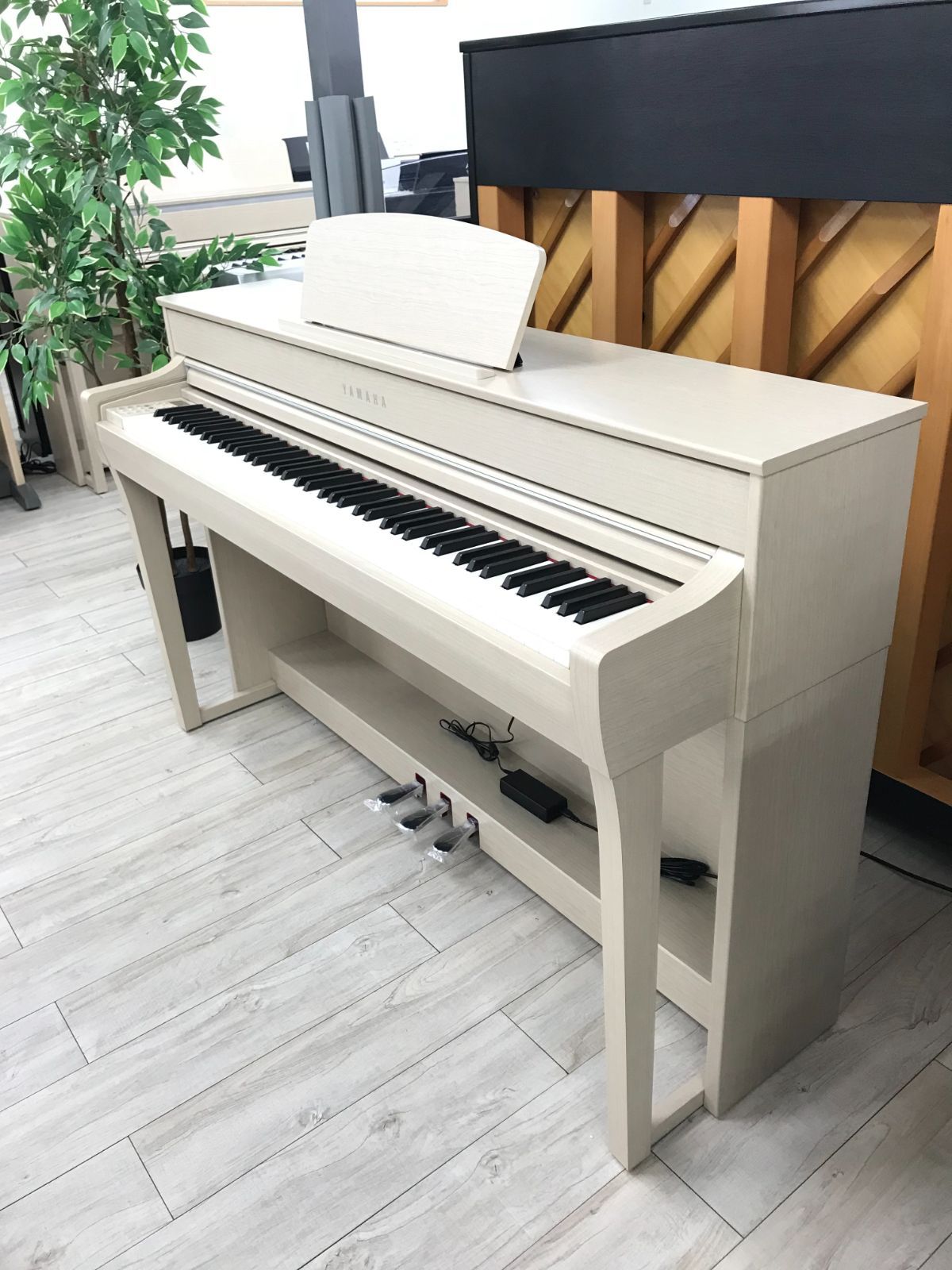 ★70789【電子ピアノ】YAMAHA　CLP735WA　21年製 ヤマハ 電子ピアノ クラビノーバ CLP-735WA ホワイトアッシュ