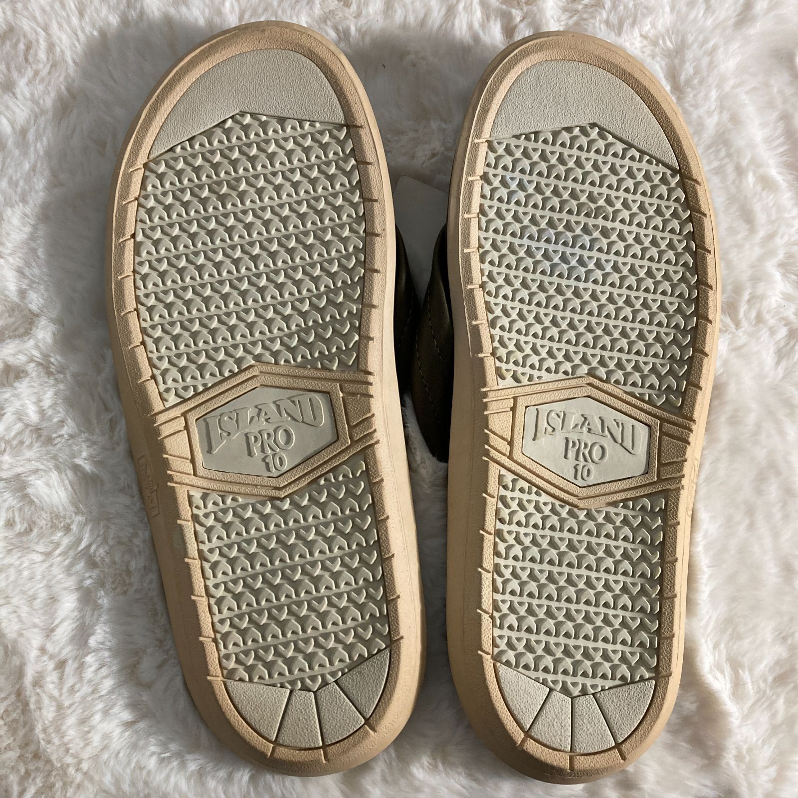 SLIPPER