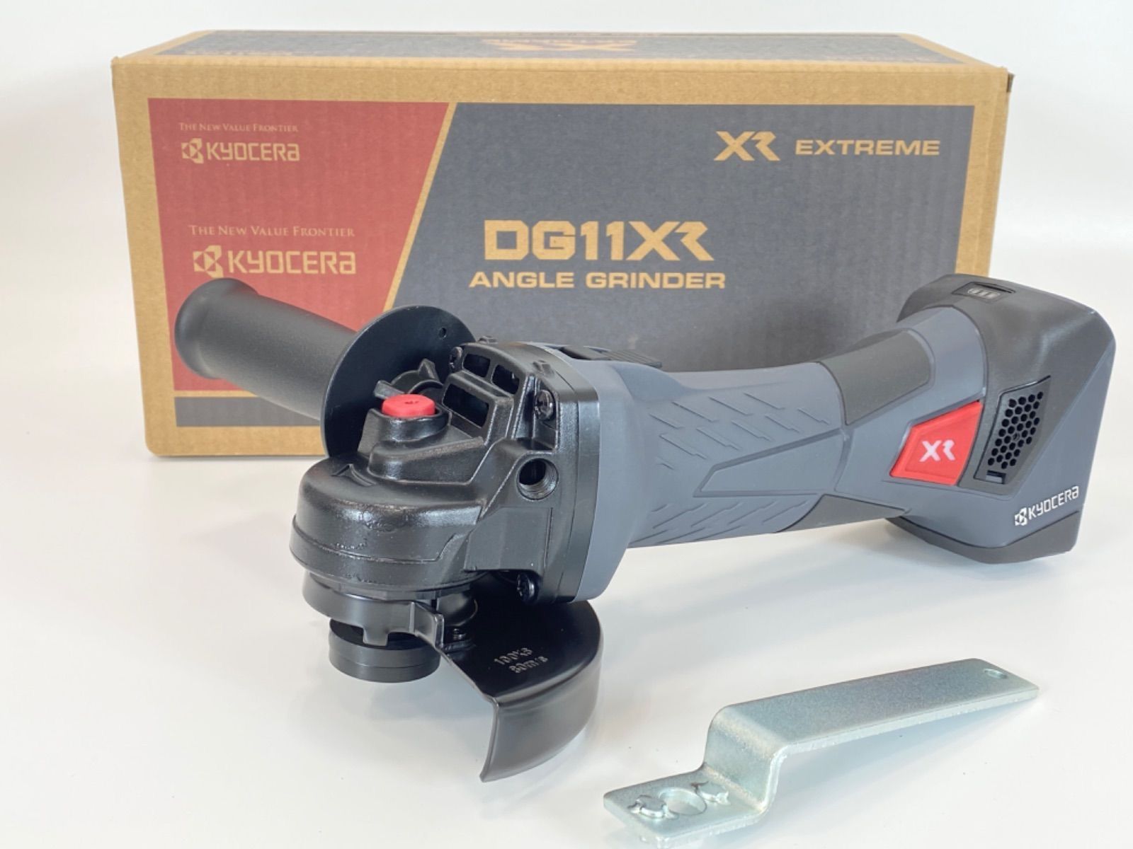 京セラ 旧リョービ 18V充電式 ディスクグラインダ－ DG11XR 本体のみ