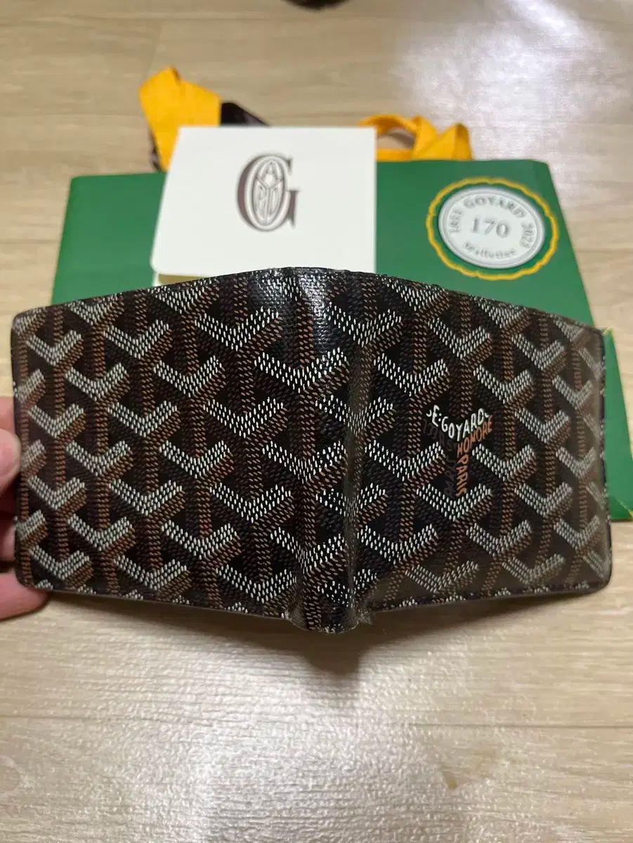 GOYARD ゴヤールヴィクトワール二つ折り財布 ブラック 楽天市場】ゴヤール GOYARD ヴィクトワールウォレット ジェット