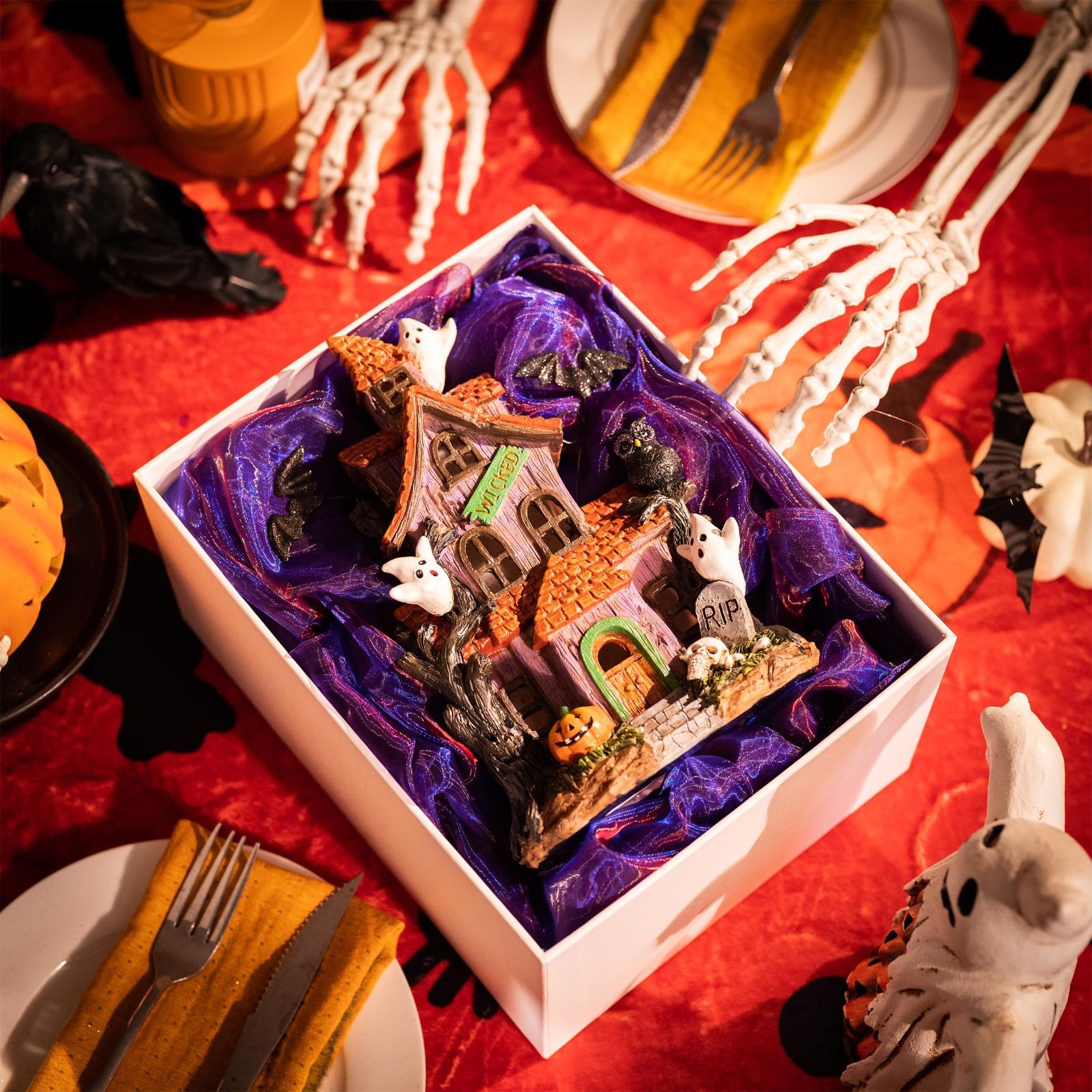  売切注意 お早めに 置物 幽霊の家 お化け屋敷 ライト LEDライト付き 玄関 飾り 卓上飾り ホラー ゴースト Madelyn 幽霊 おしゃれ パーティーグッズ Valery プレゼント 樹脂製 22 cm アレンジ用装飾品 アレンジメント用品 資材