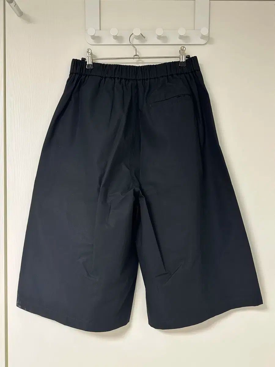 M AMOMENTO アモーメント 25SS バミューダ 黒