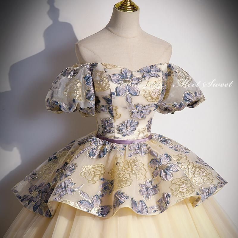 ステージドレス